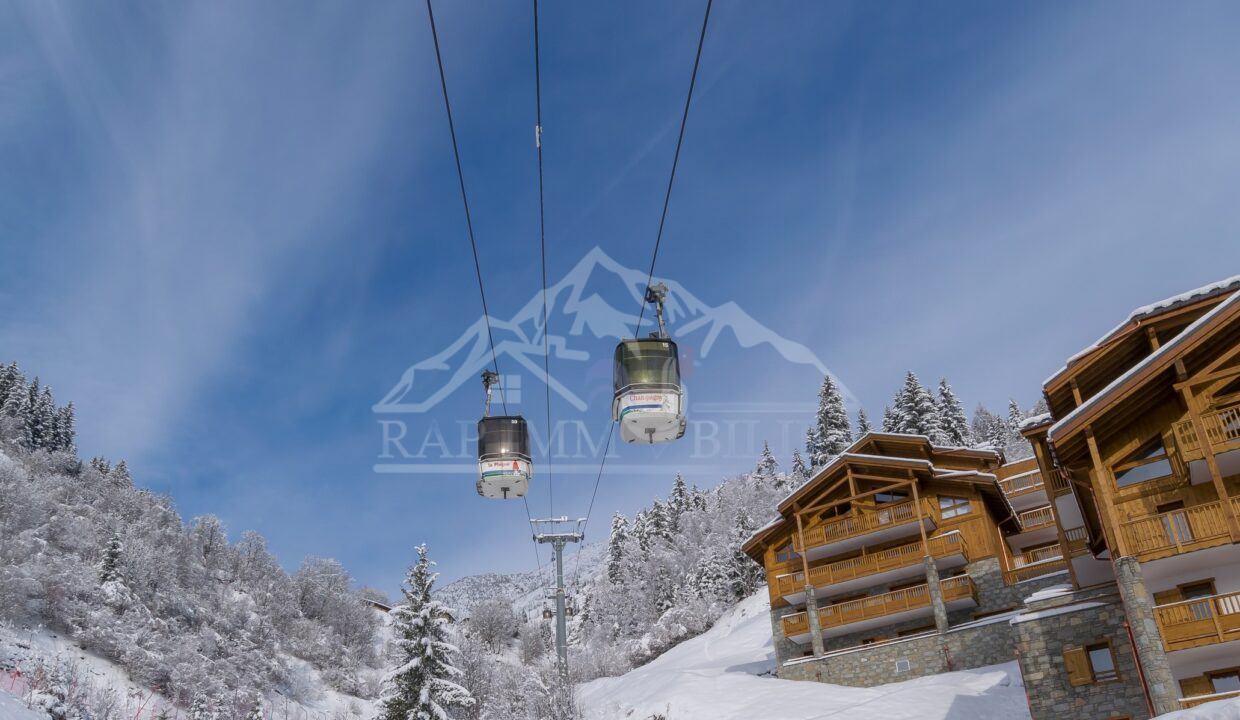 Champagny en Vanoise in the snow-18.r